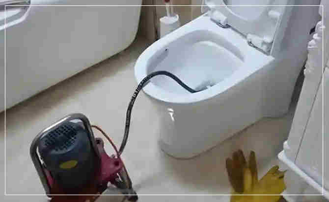 马桶蹲坑蹲厕疏通